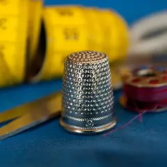 Szycie spódnicy z koła dla dziewczynki: Poradnik DIY krok po kroku