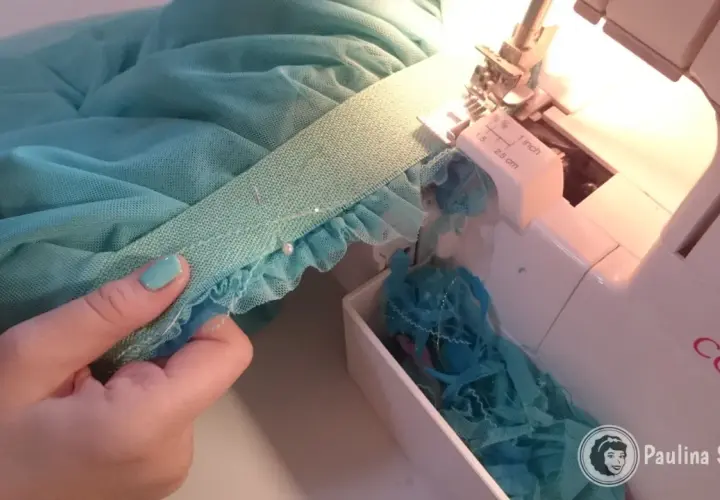 Spódnica z bibuły DIY: jak zrobić puszyste tutu bez szycia?