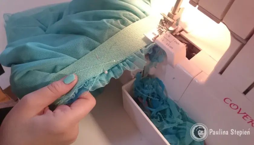 Spódnica z bibuły DIY: jak zrobić puszyste tutu bez szycia?