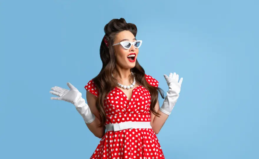 Styl pin-up girl - jak nosić retro nowocześnie i z klasą?